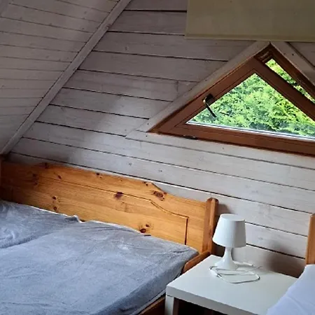 Cyprys Lodge *
