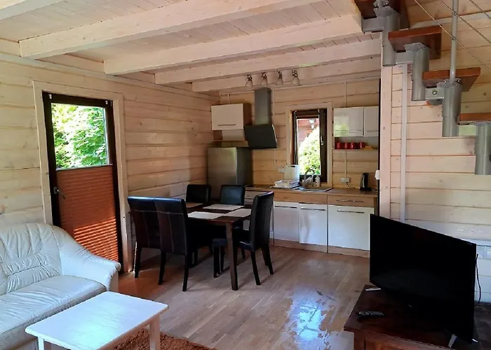 Cyprys * Ostrowo (Puck)